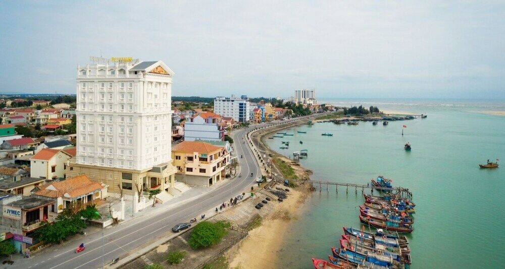 Riverside Hotel Quang Binh Dong Hoi Dış mekan fotoğraf